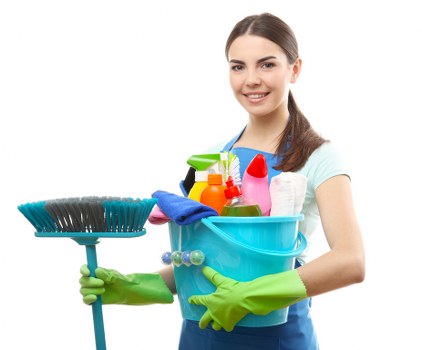 House cleaning support in Enfield for bathrooms and floors